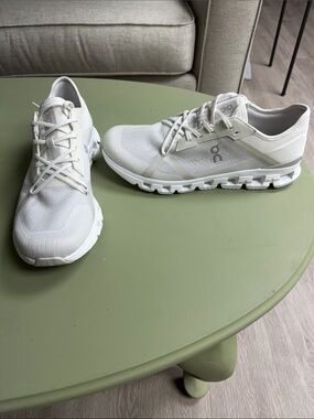 On Cloud Men's Running Shoes in White